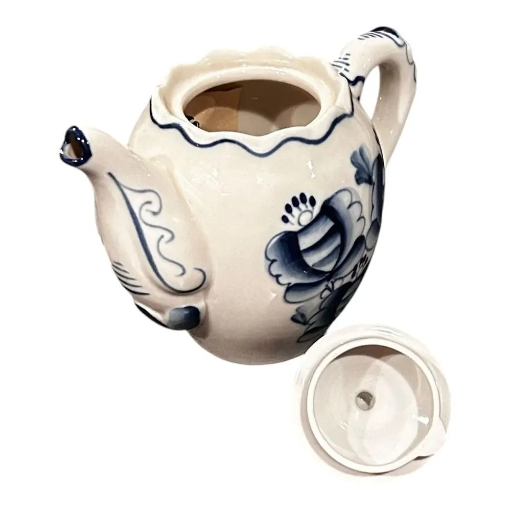 Russian Porcelain GZHEL‎ Coffee Tea Pot with paper label inside